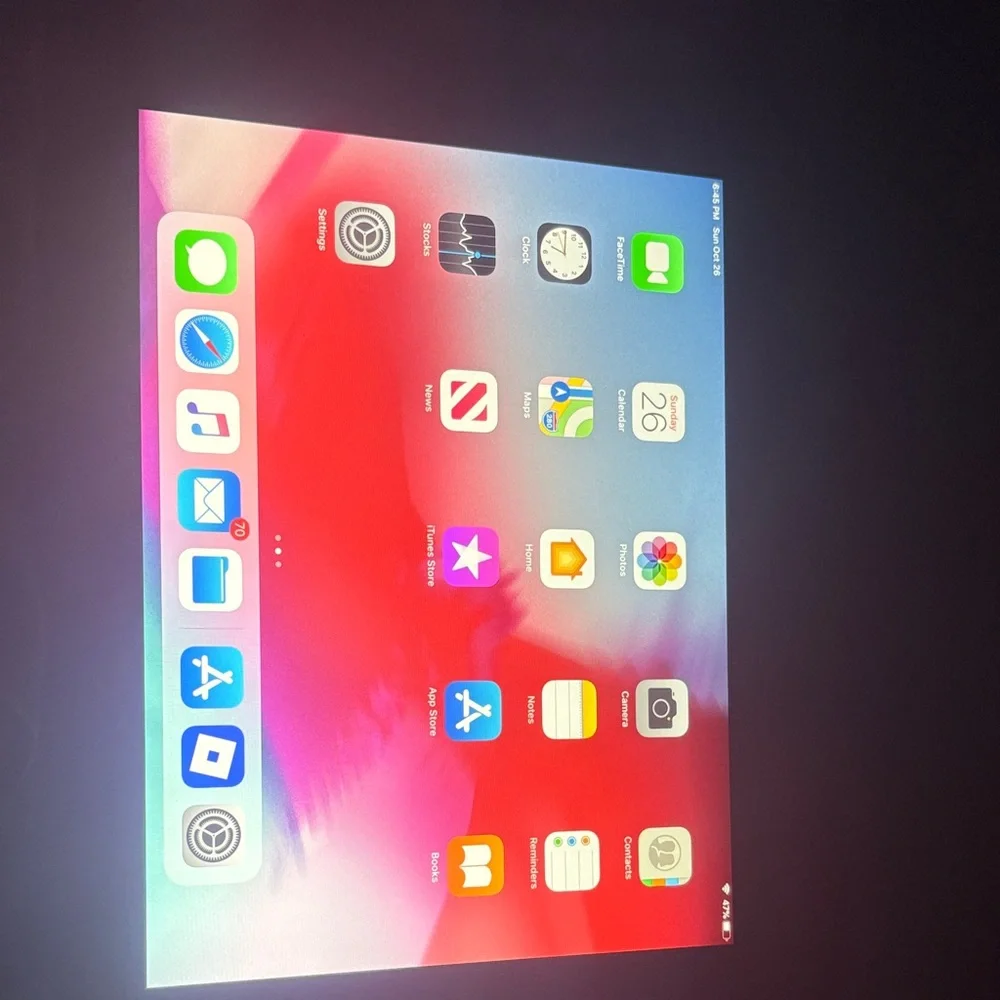 Apple iPad - Black Frame